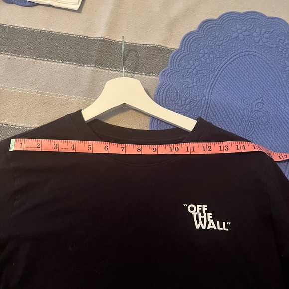 Vans - Picture 5 of 7